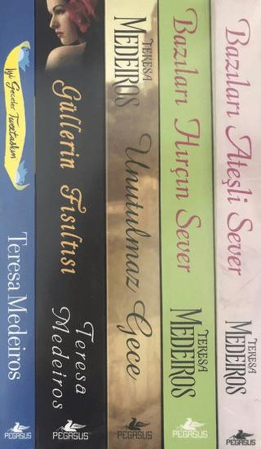 Teresa Medeiros Romantik Kitaplar Serisi Takım Set (5 Kitap) | Pegasus Yayınları (Ciltsiz)