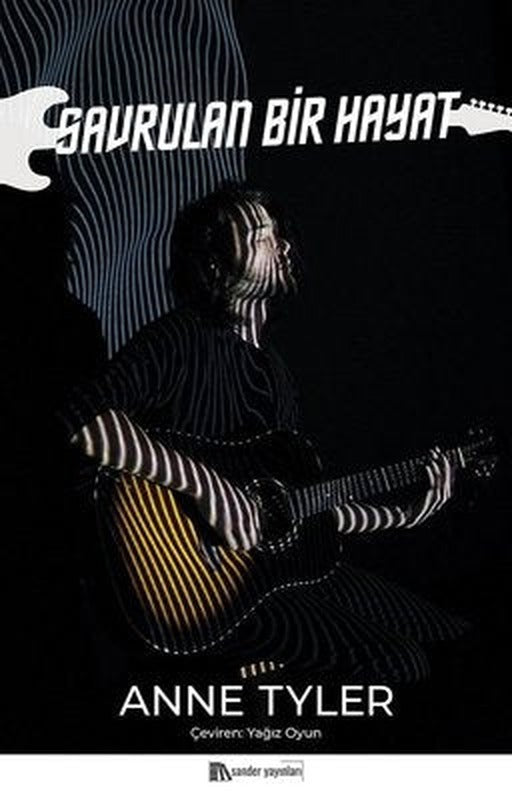 Savrulan Bir Hayat | Sander Yayınları