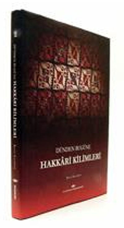 Dünden Bugüne Hakkari Kilimleri / 22-E-20 - Recai Karahan kitap kapağı