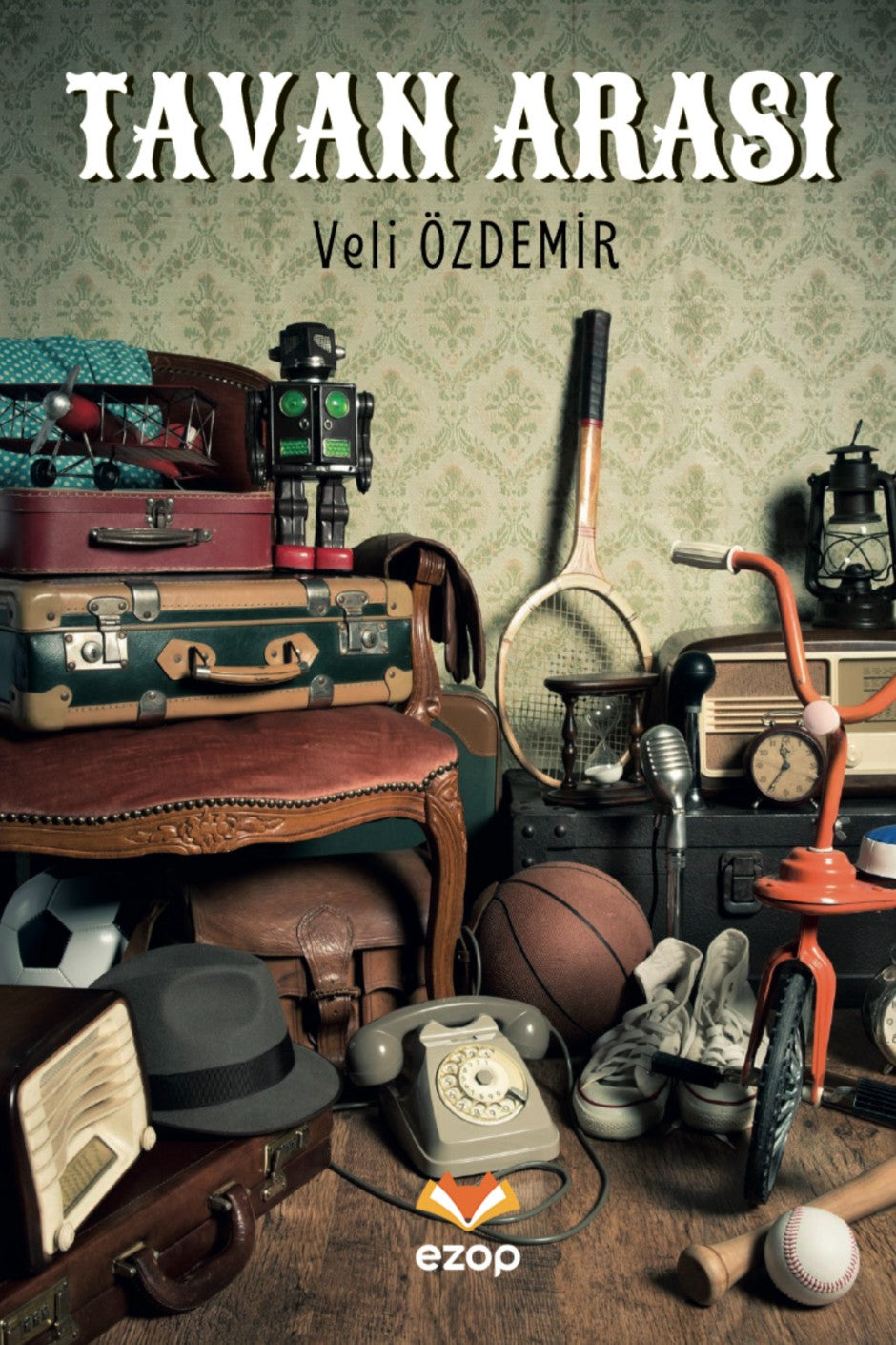 Tavan Arası - Veli Özdemir kitap kapağı