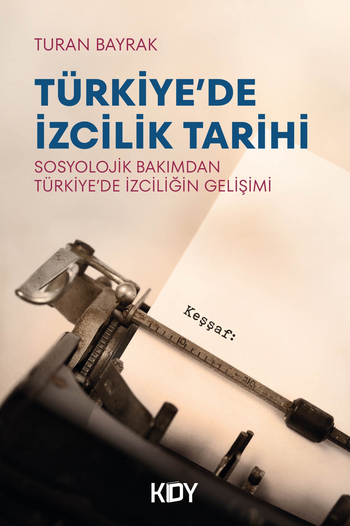 Türkiye'de İzcilik Tarihi - Turan Bayrak kitap kapağı